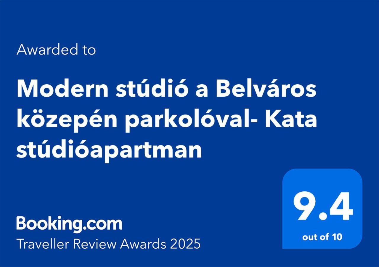 Modern Studio A Belvaros Koezepen Parkoloval- Kata Studioapartman 杰尔 外观 照片